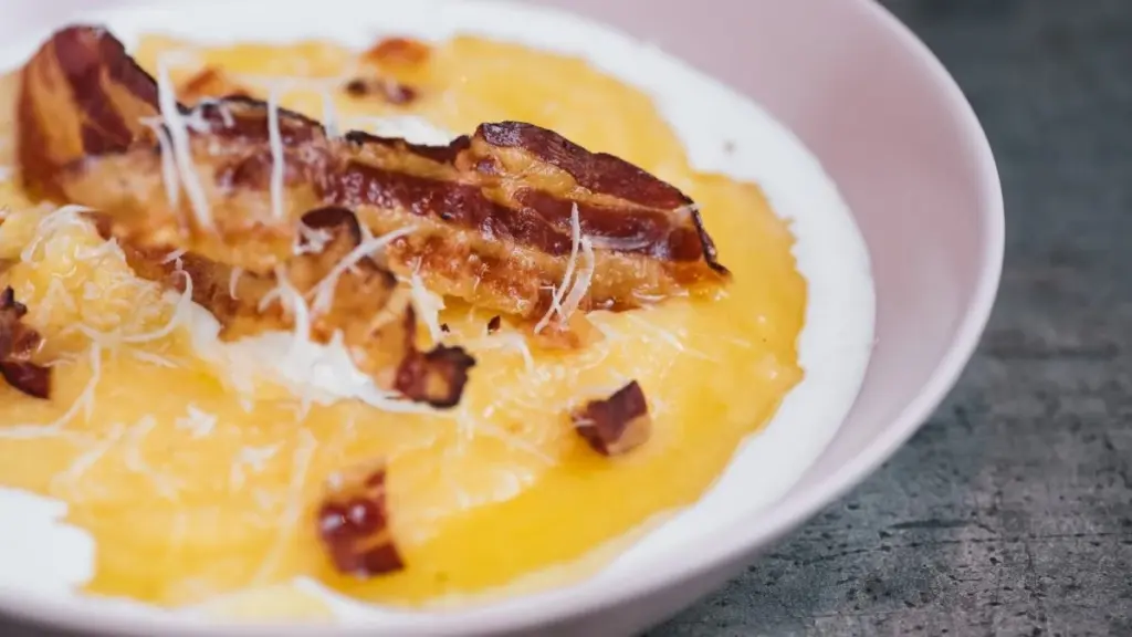 Gourmet-polenta: Förvandla din vardagsfrukost till en mästarmåltid