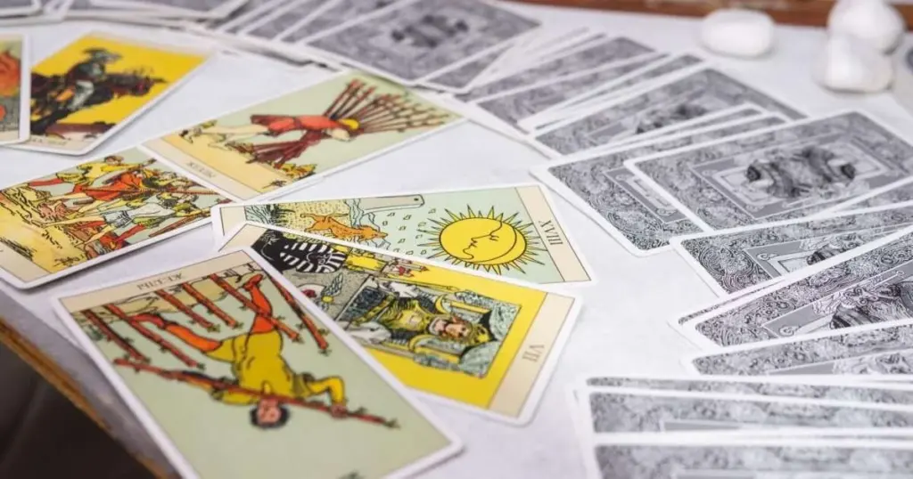 Tarot 11 mars 2026: Din dagliga spådom för alla 12 stjärntecken