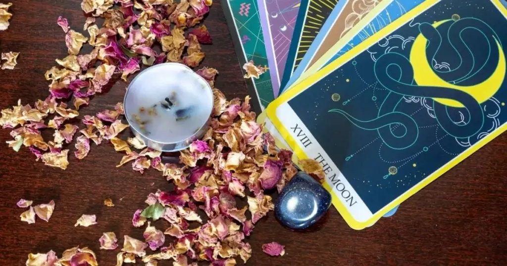 Tarot för 15/03/2026: Vägledning och insikter för alla 12 stjärntecken